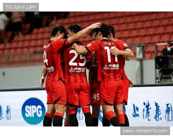 张琳芃近期防守表现与比赛影响力分析 张琳芃近期防守表现与比赛影响力分析